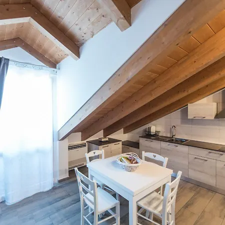 Alice Apartment *