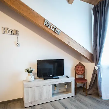 Alice Апартаменты *